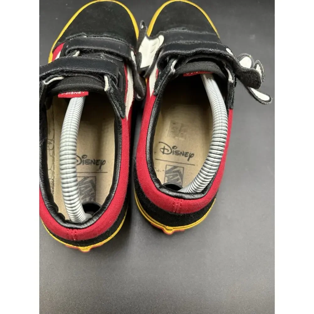 Vans Kids x Disney Mickey Mouse Hugs Old Skool V Shoes 7y